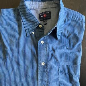 Men’s Button down size 2XLT